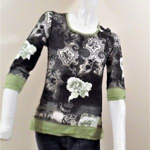 BEUTLER TOP  VISCOSE/LYCRA  NEW WITH TAG